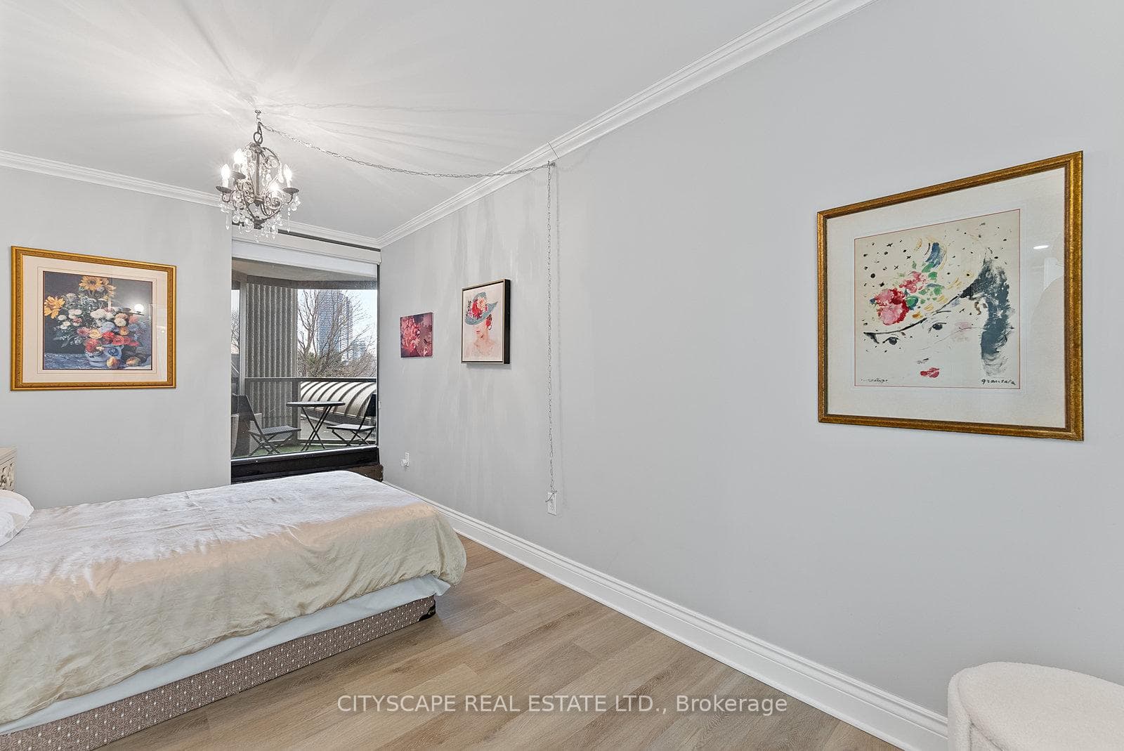 2045 Lake Shore Boulevard Unit 202 photo 25