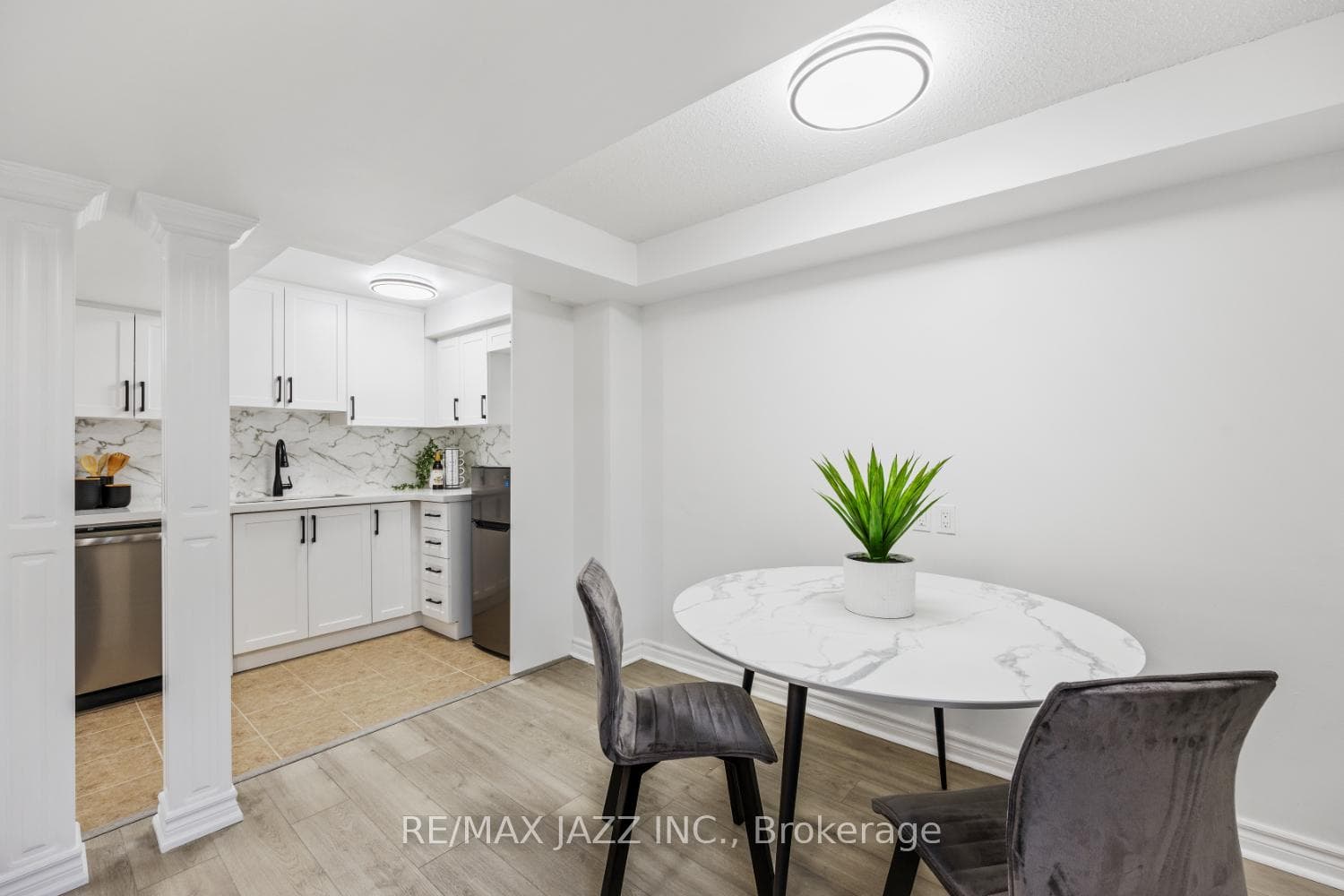 2 Mcbride Avenue photo 24