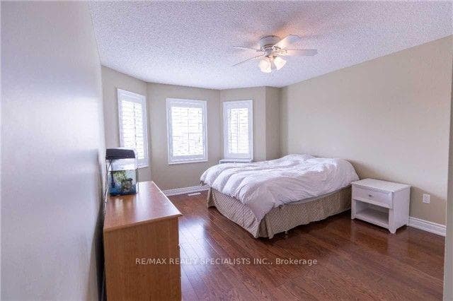 933 KNOTTY PINE (MAIN &UP) Grove photo 13