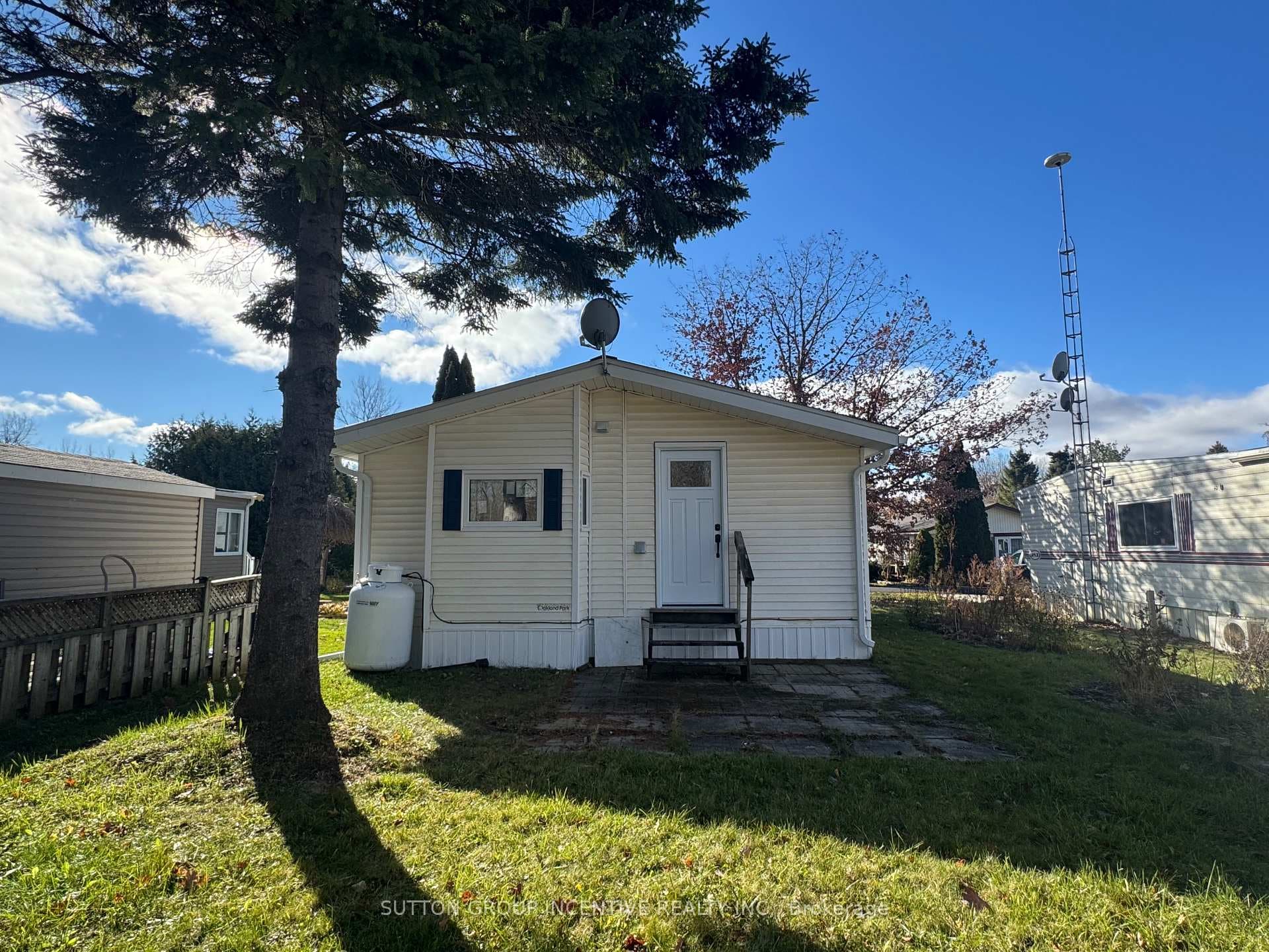 558 Sumac Street photo 28