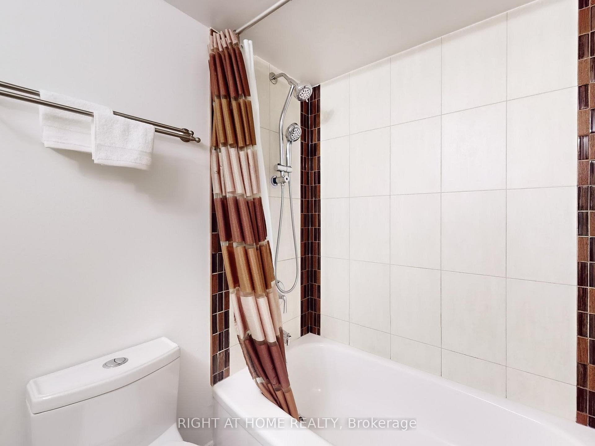 205 Hilda Avenue Unit 304 photo 36