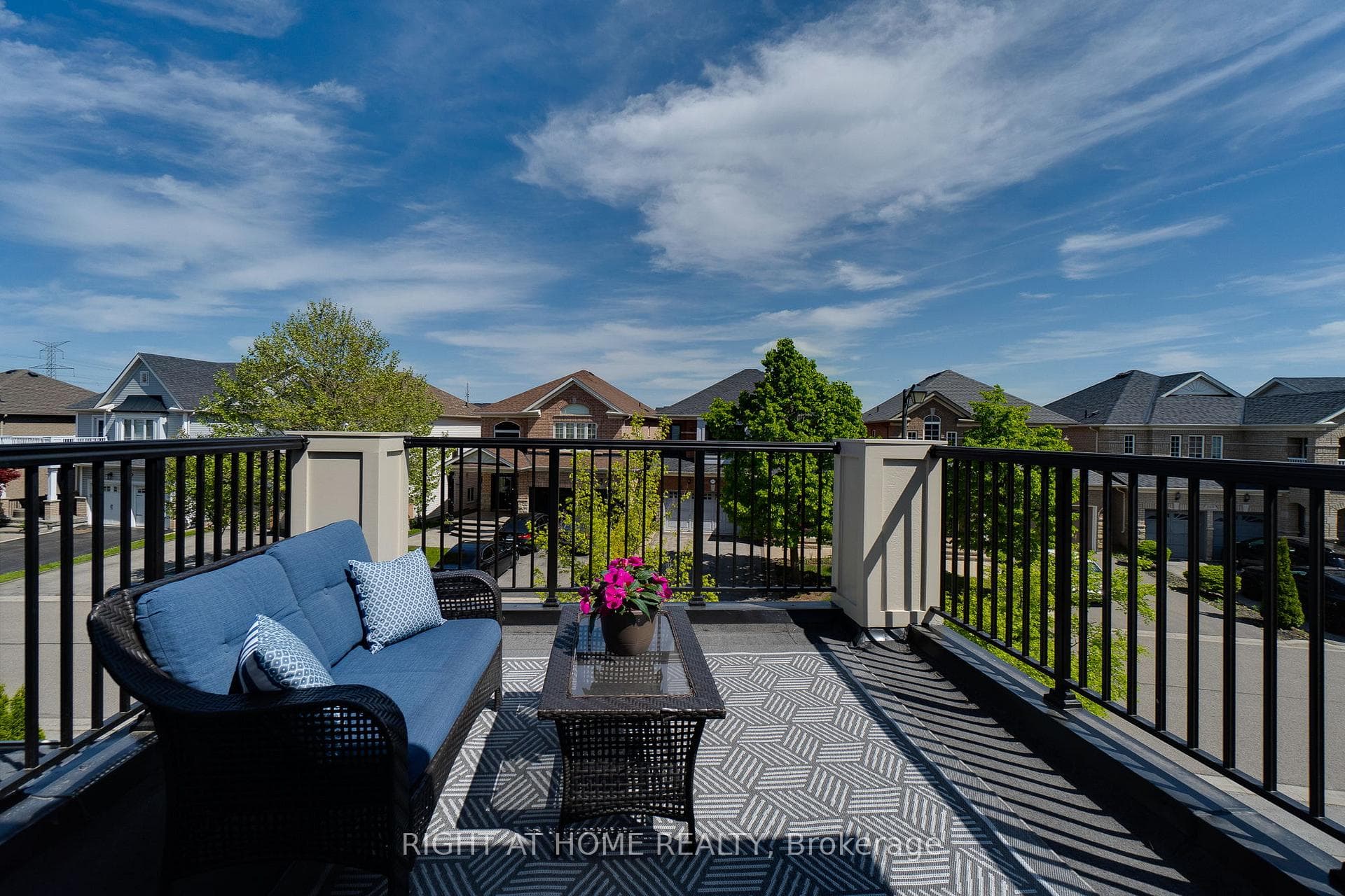 164 Cooke Crescent photo 21