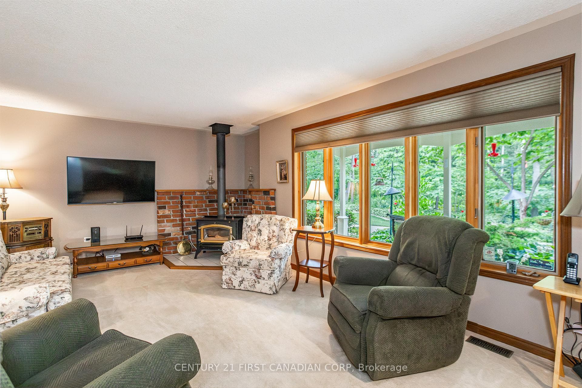 9923 Ontario Street photo 12