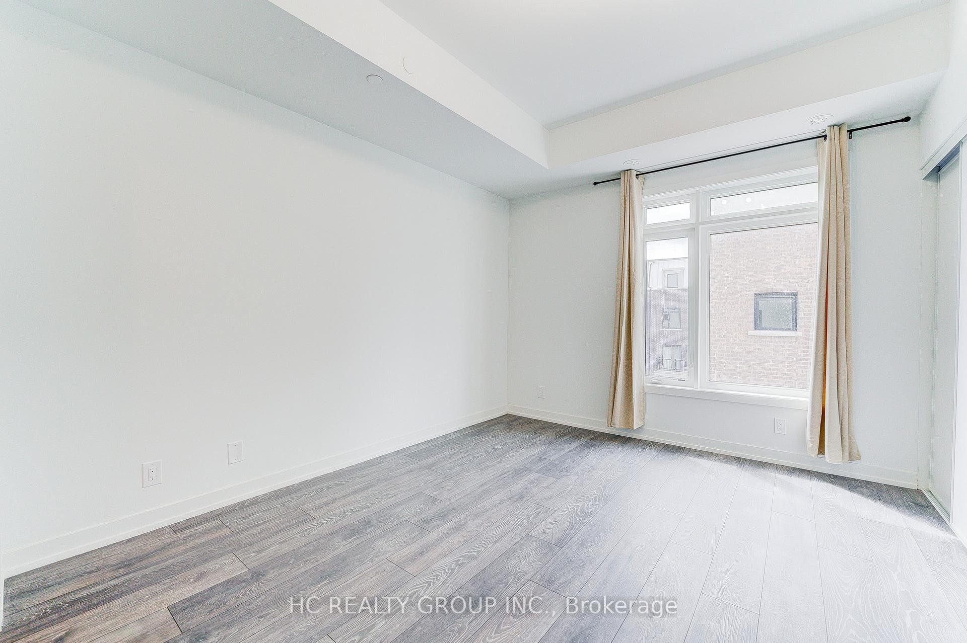 82A Tisdale Avenue photo 30