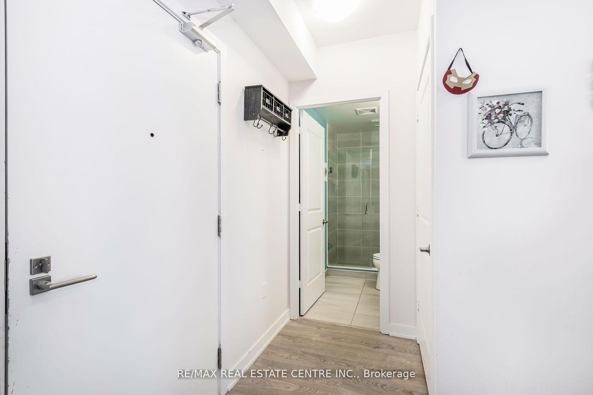 4699 Glen Erin Drive Unit 1808 photo 17