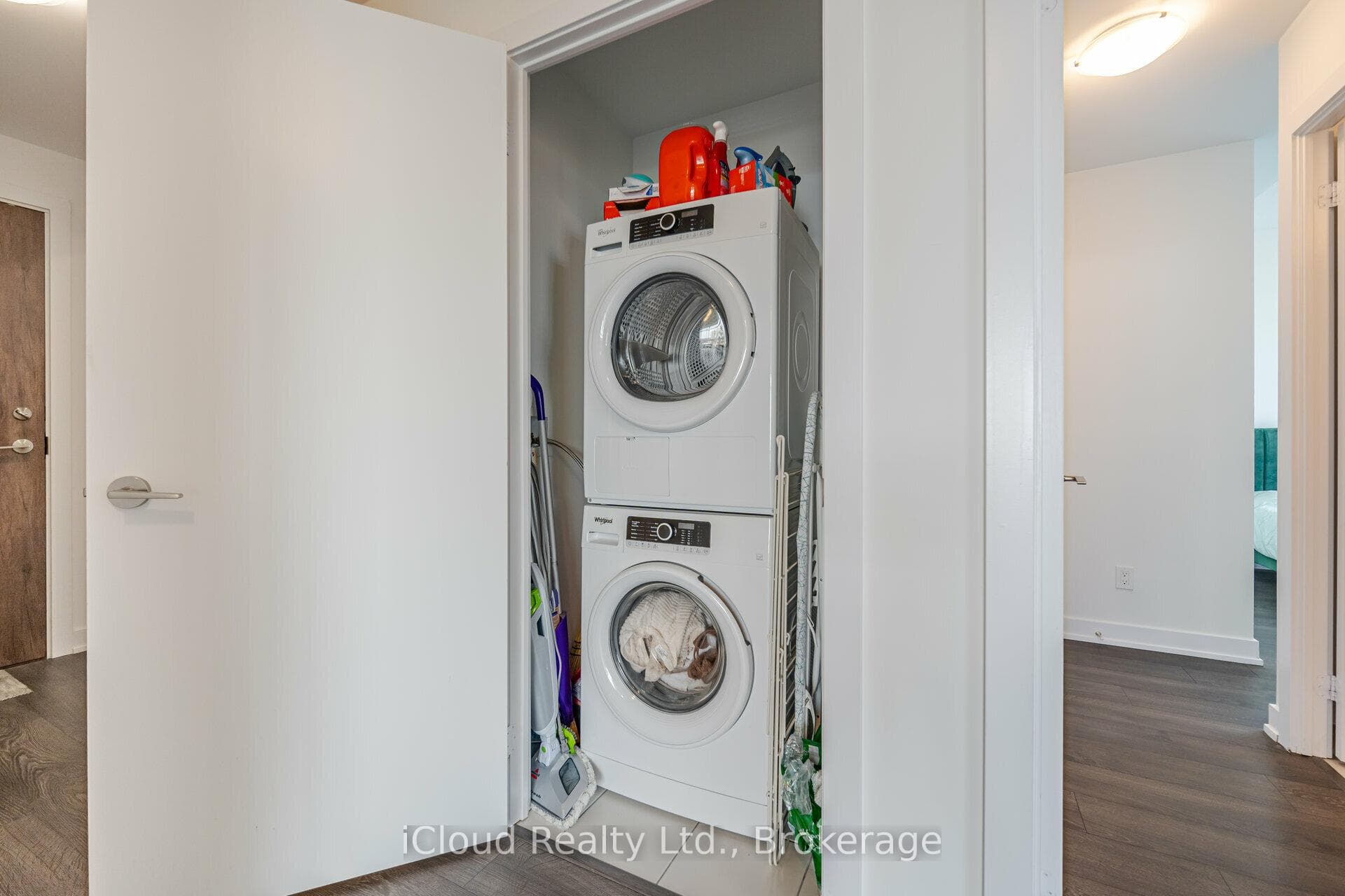251 Manitoba Street Unit 615 photo 24