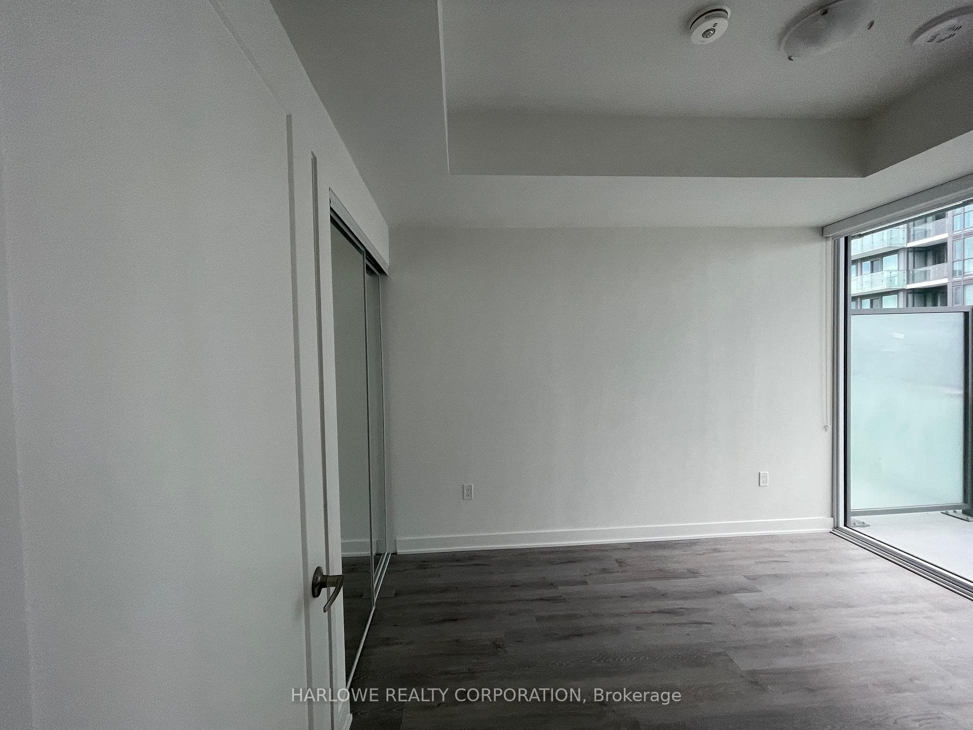 135 Lower Sherbourne Street Unit 2723 W photo 9