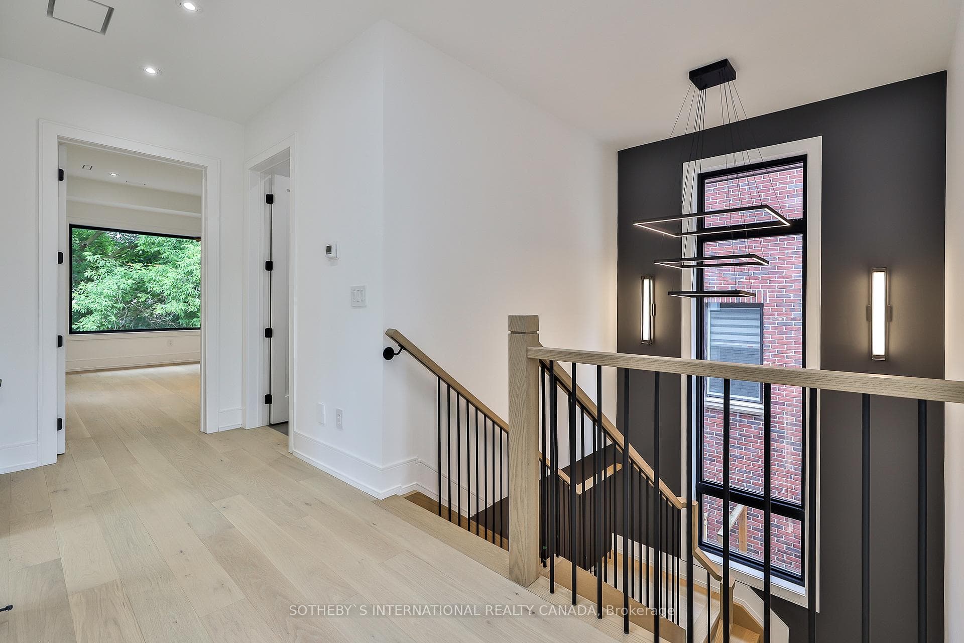 220 Harlandale Avenue photo 24