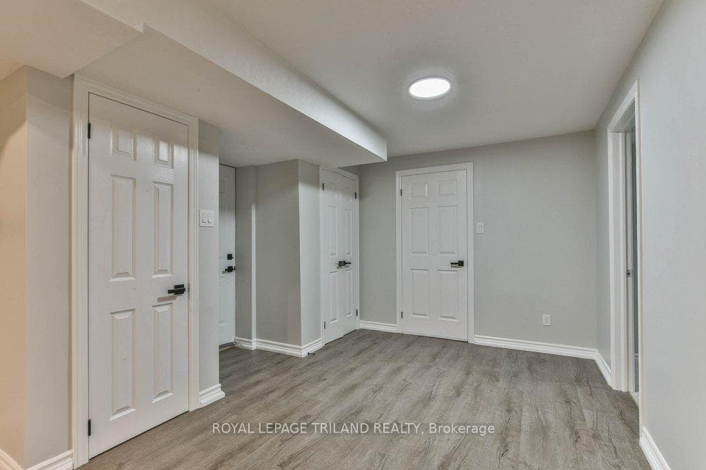 16 PINEHURST Drive photo 31
