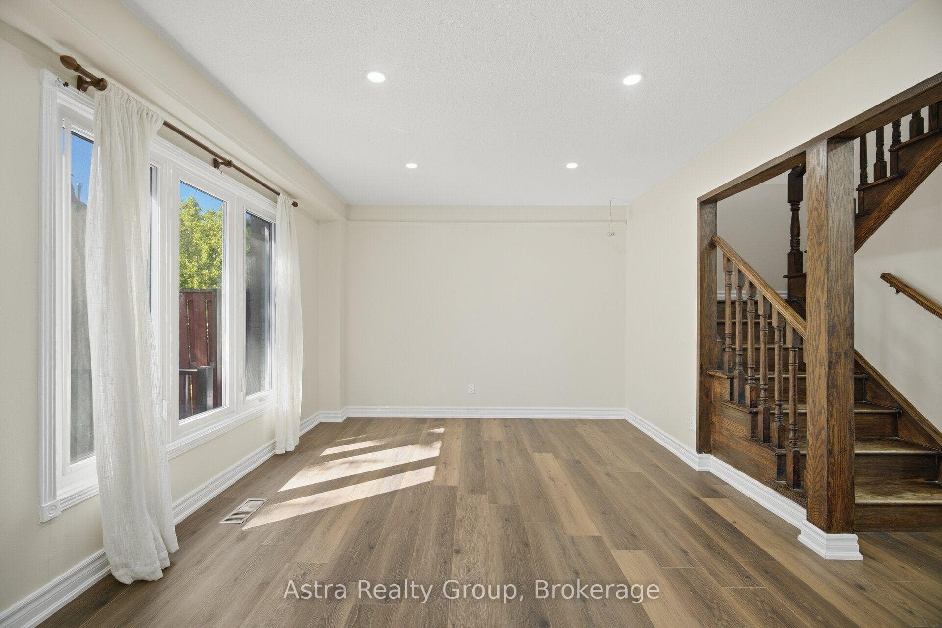 28 Borden Hill Court photo 18