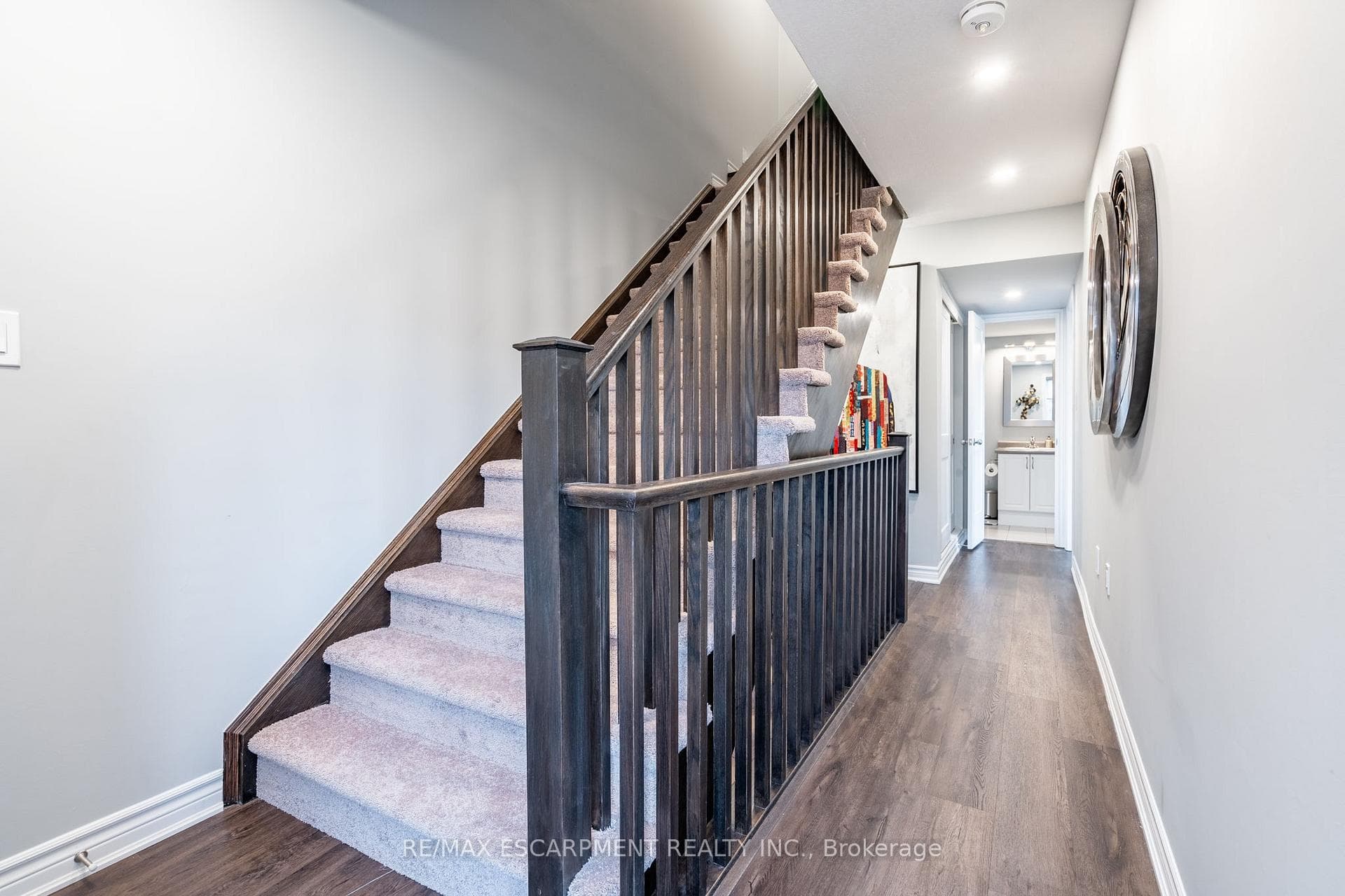 383 DUNDAS Street Unit 61 photo 17