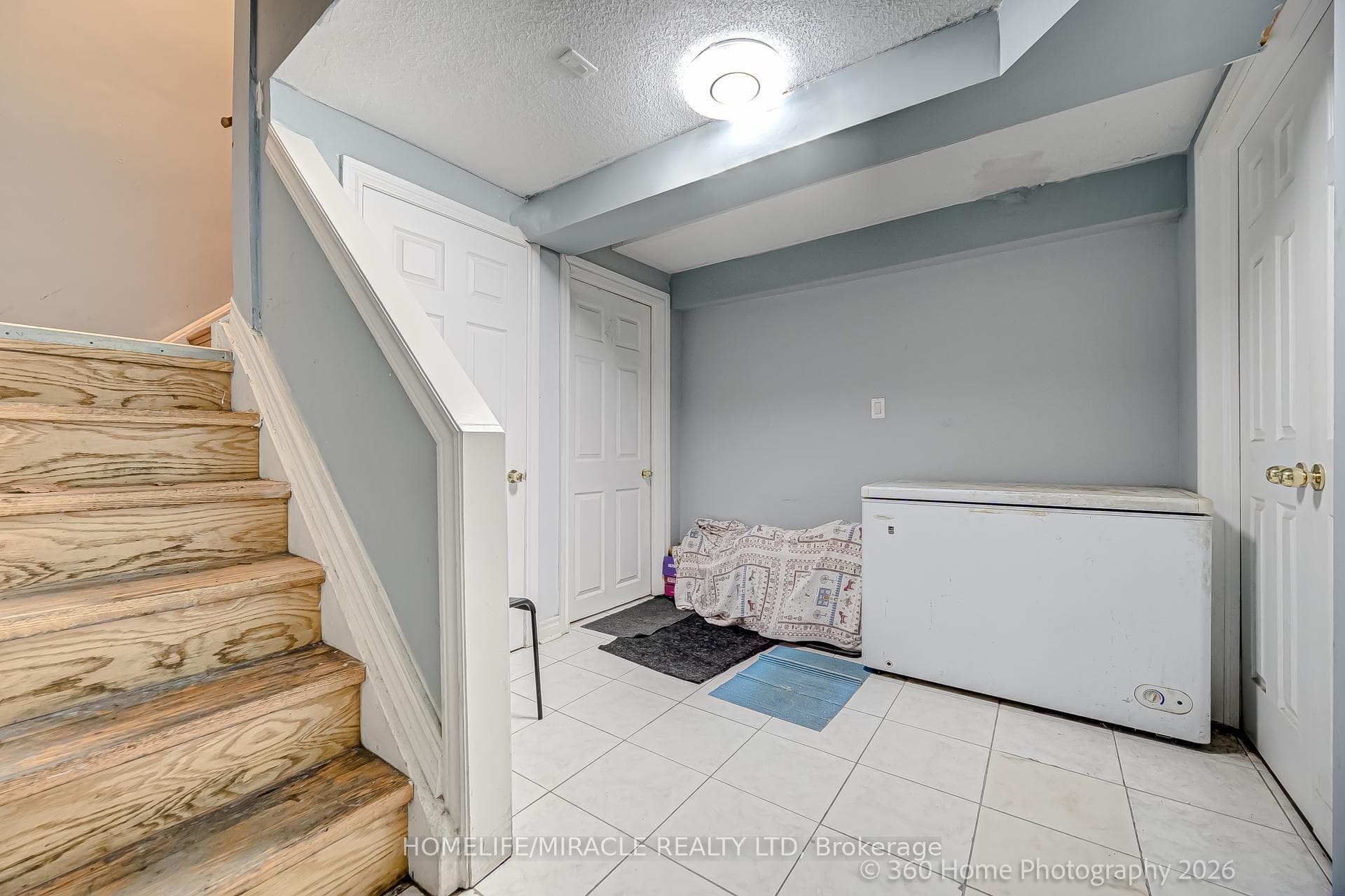17 Montvale Drive photo 16