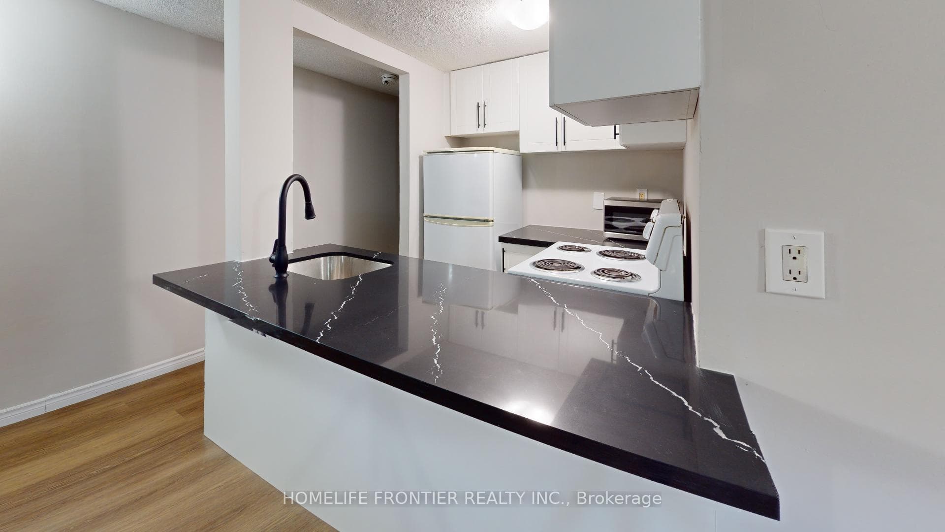 79 Redwood Avenue Unit 3 photo 9