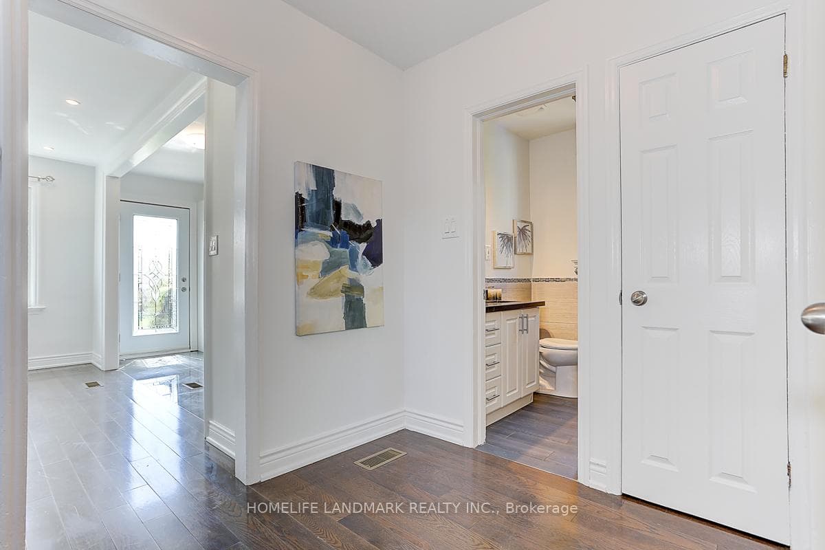 8 Sundridge Drive photo 22