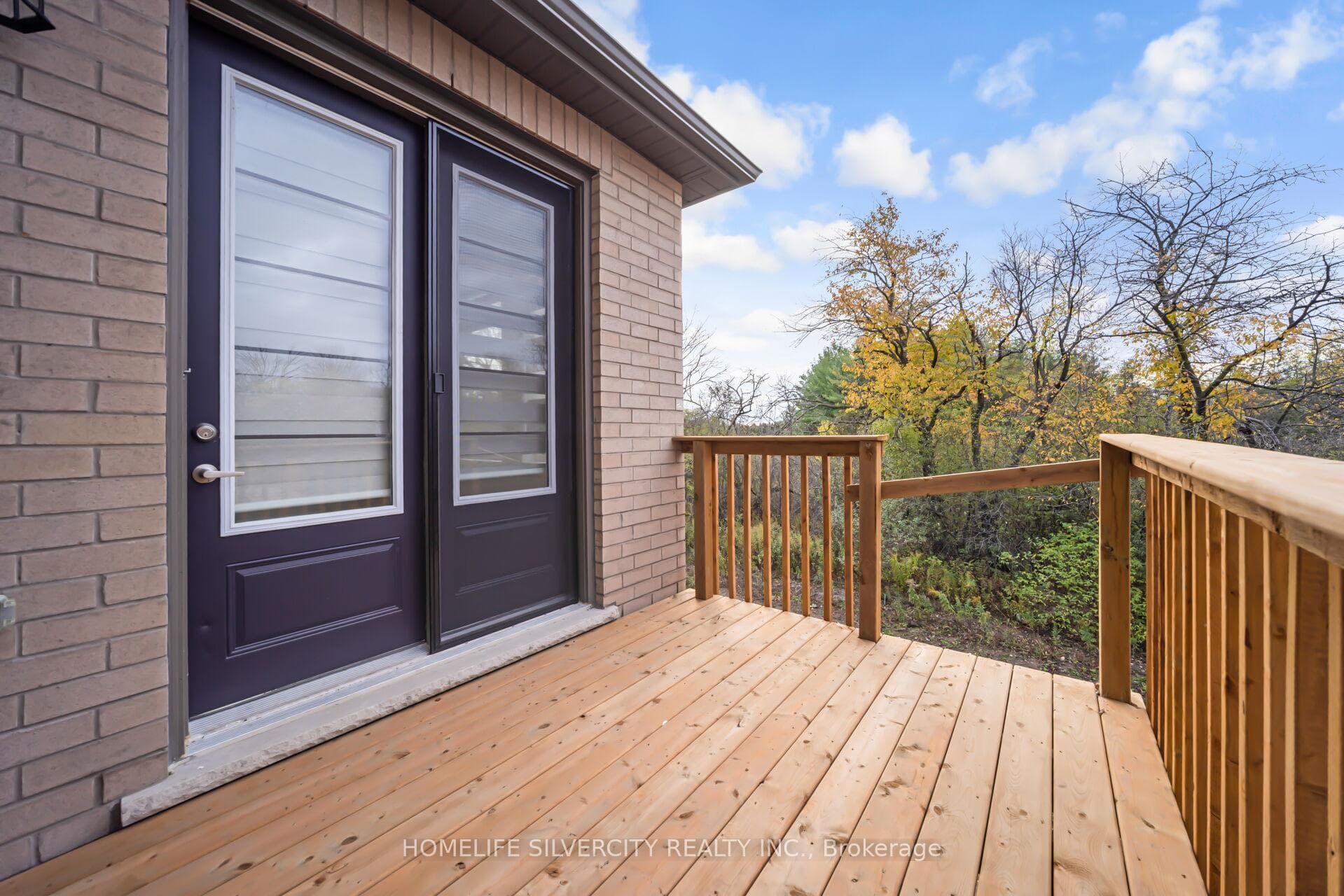 149 Harwood Avenue photo 39
