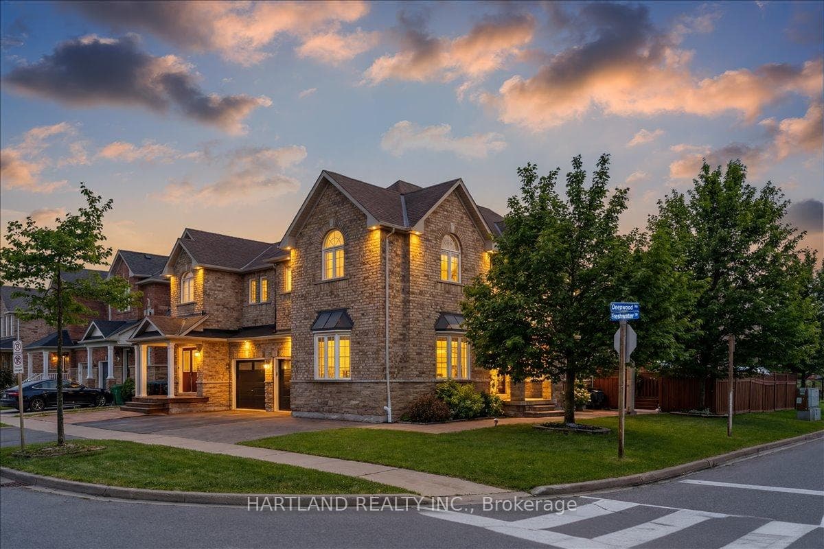 3770 Deepwood Heights photo 2