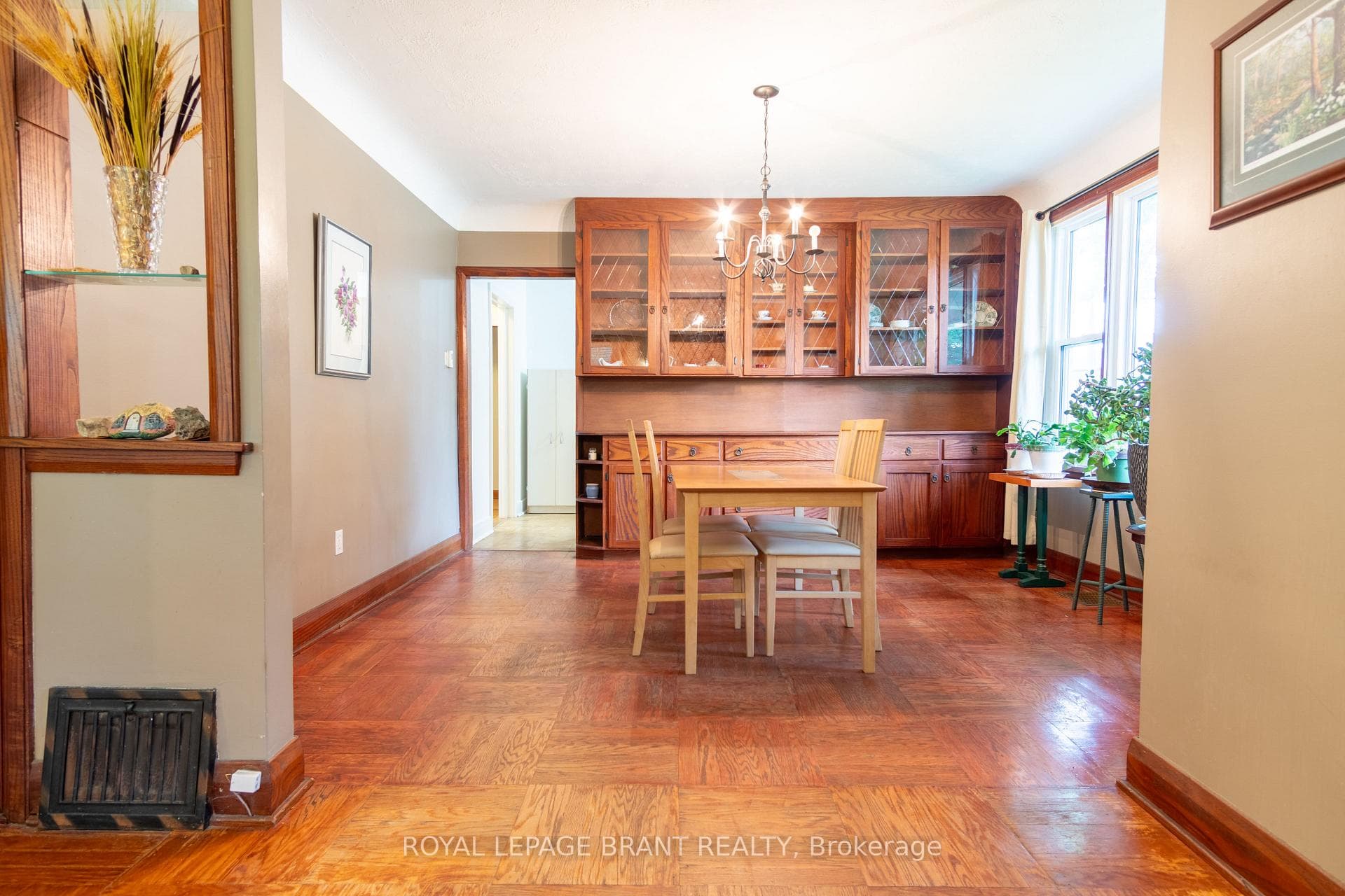 21 Talbot Street photo 15