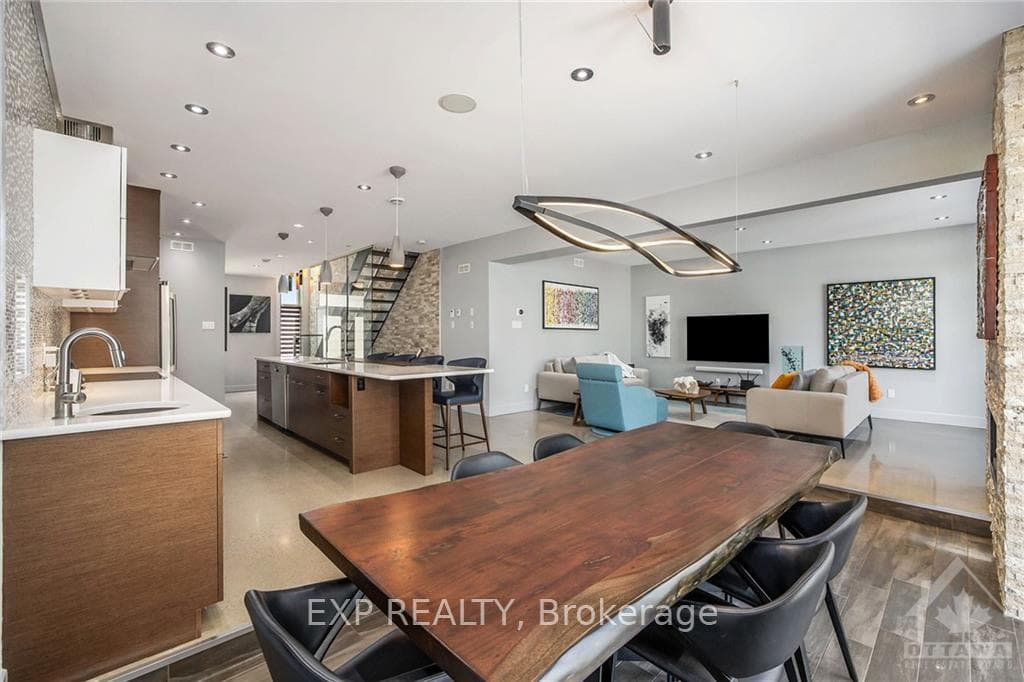 129 WESLEY Avenue photo 7