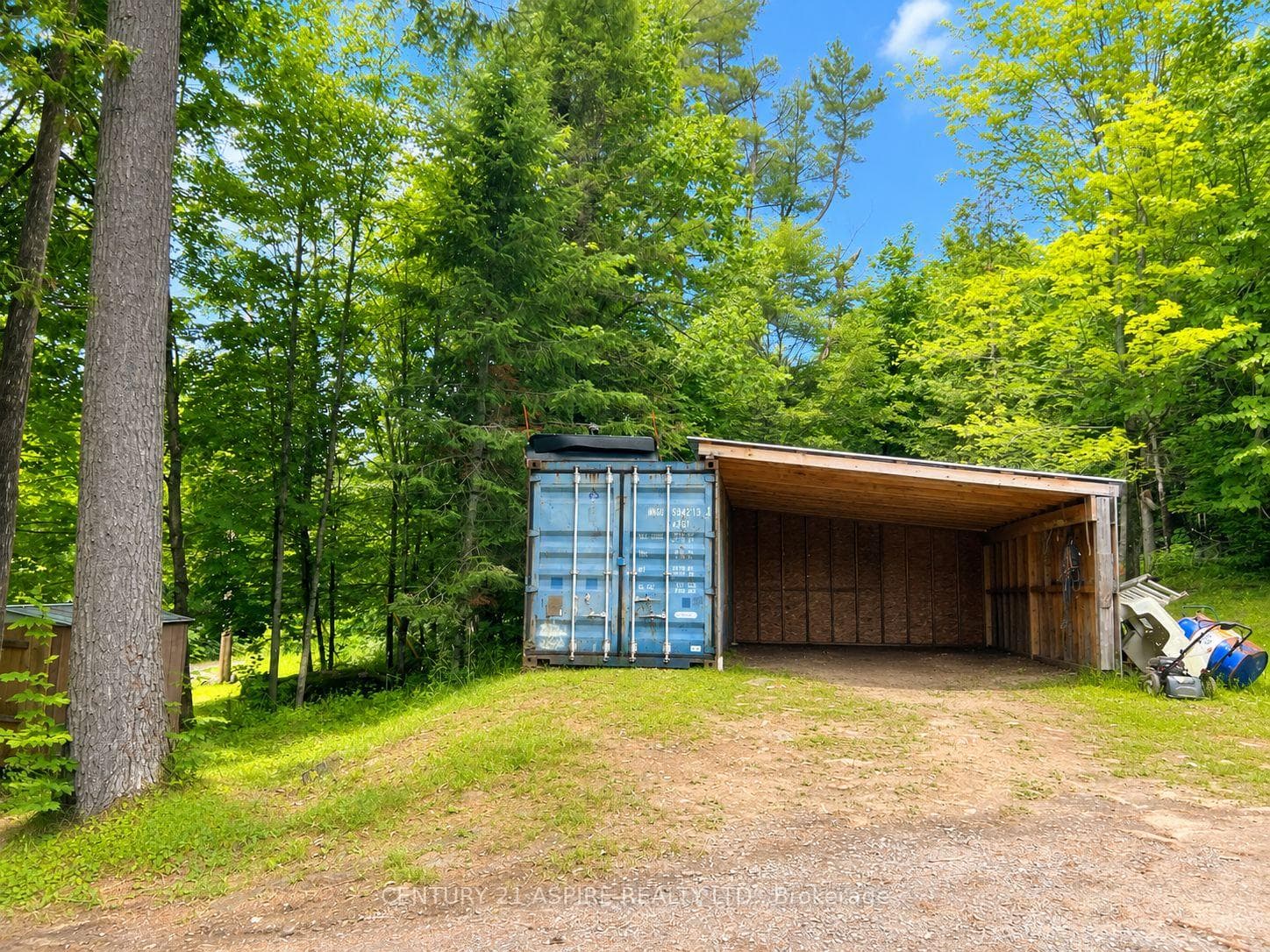 202 Brydges Road photo 33