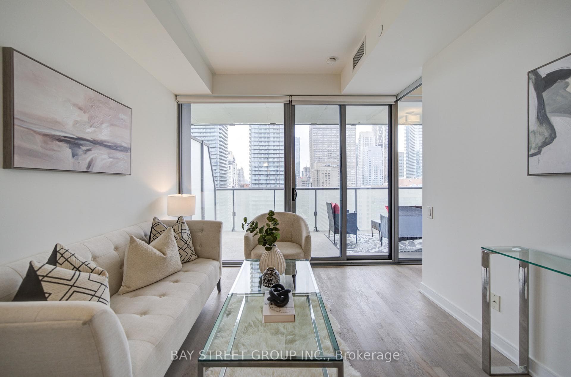 57 St Joseph Street Unit 2308 photo 8