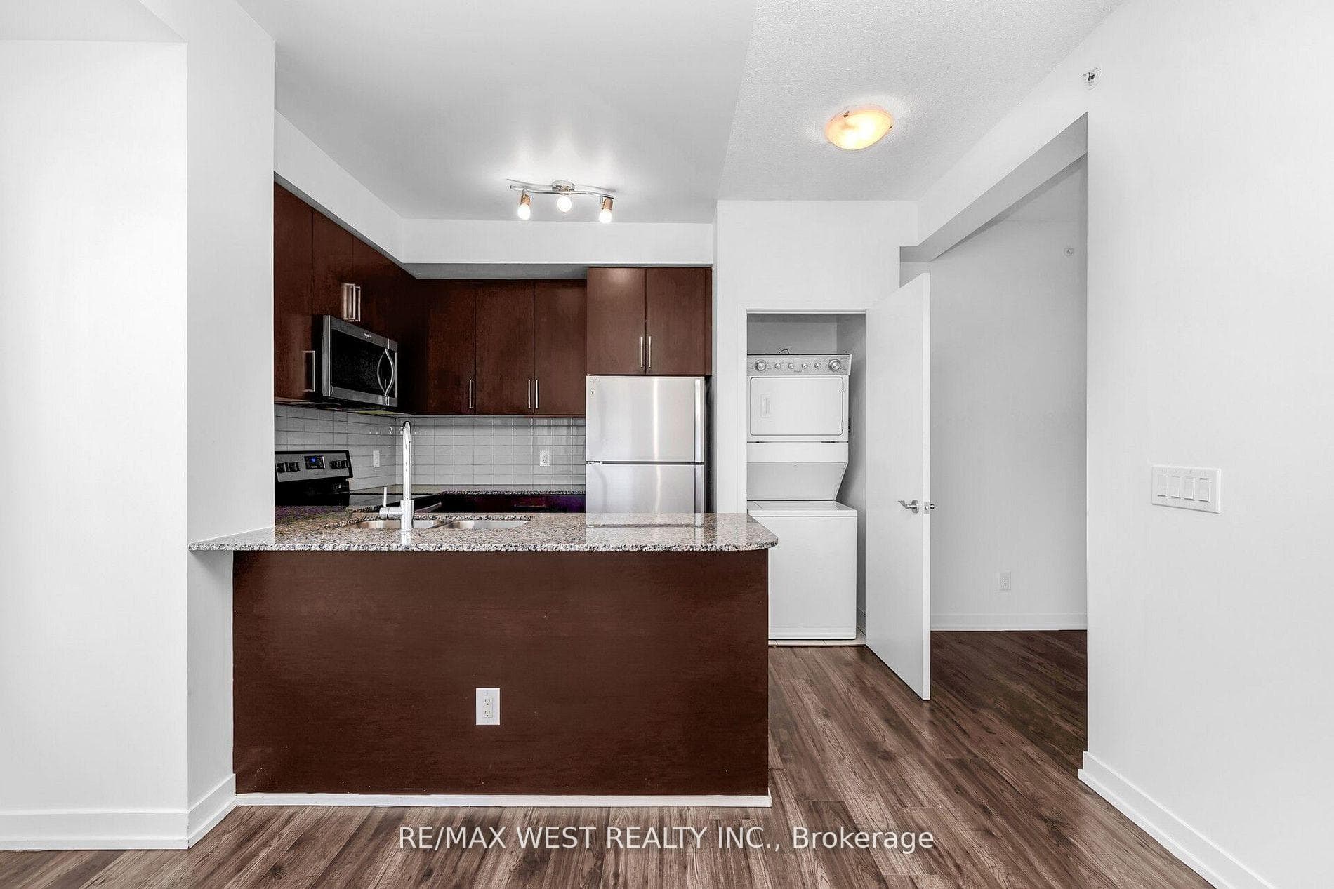 840 Queens Plate Drive Unit 1211 photo 19