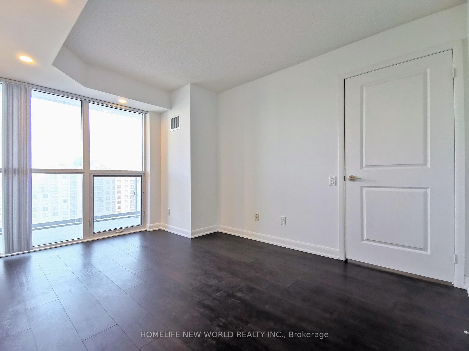 5168 Yonge Street Unit 2010 photo 14