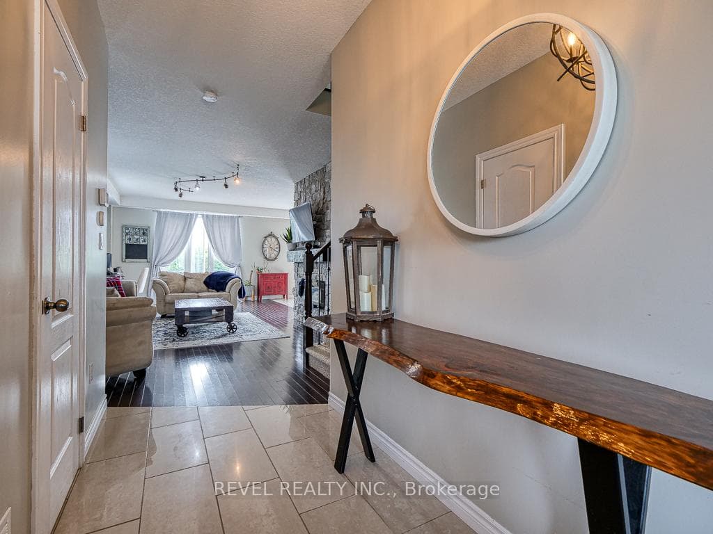 236 Three Wood Drive photo 5