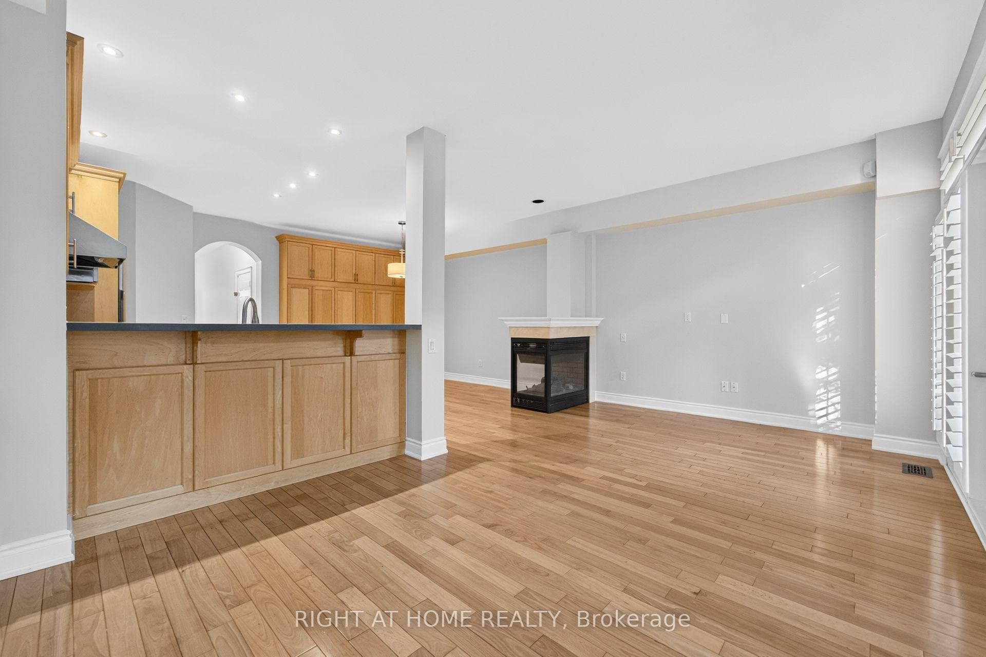 346 Creek Path Avenue photo 22