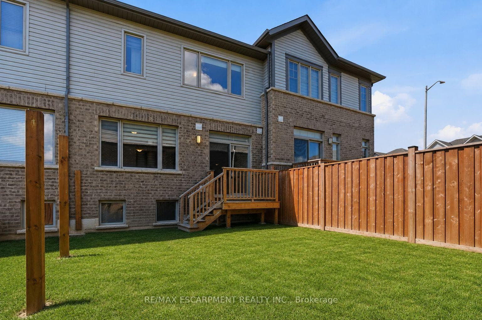 254 Rosebury Way photo 30