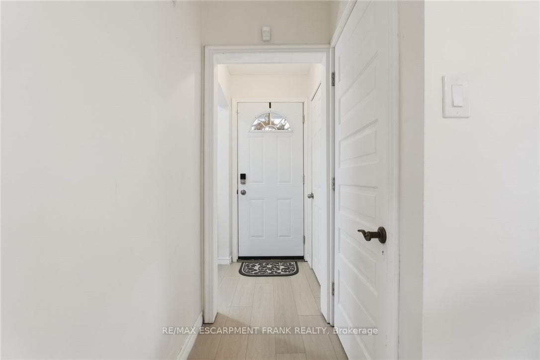 352 East 28th Street photo 6