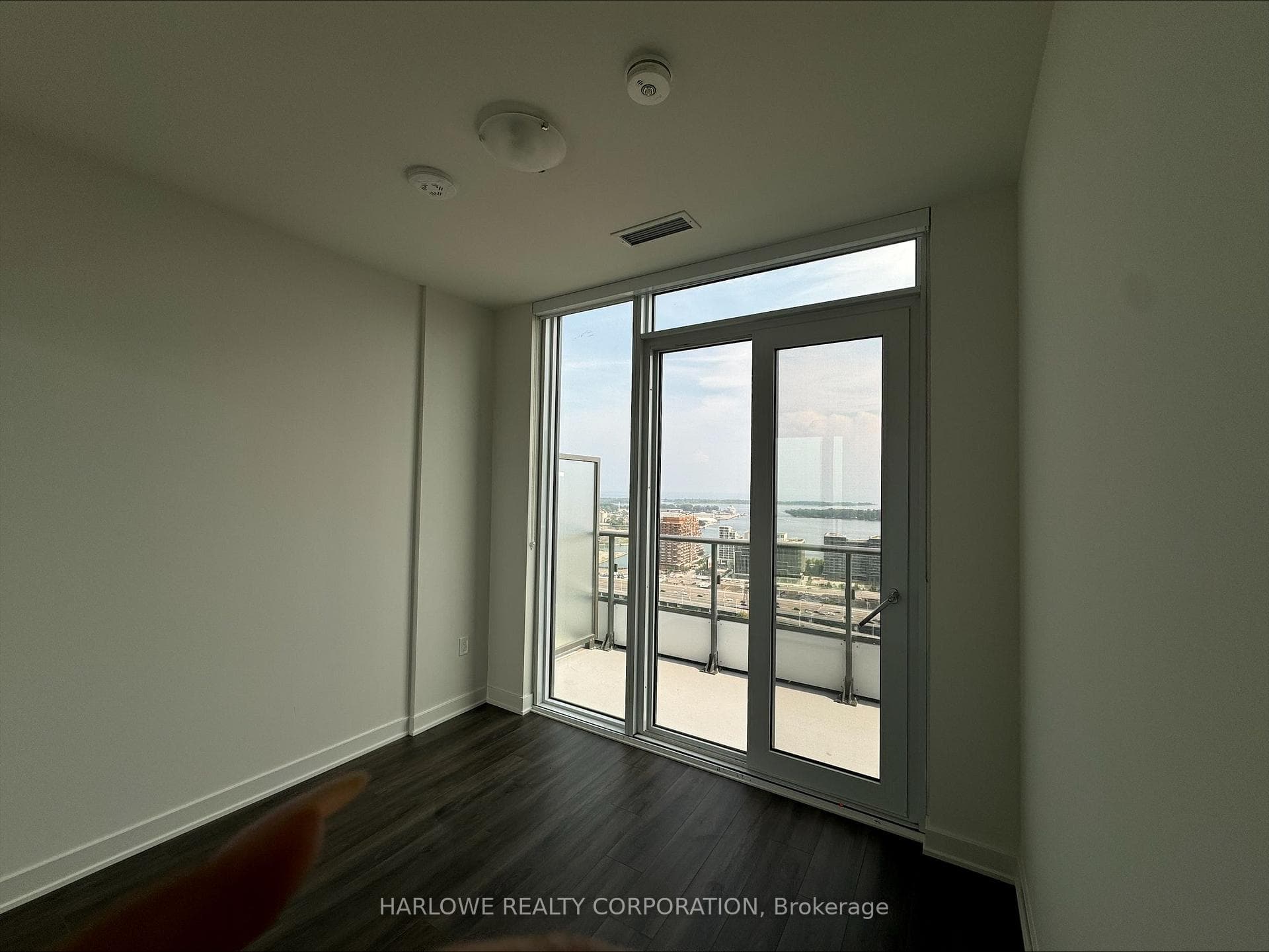 70 Princess Street Unit PH3008 photo 5