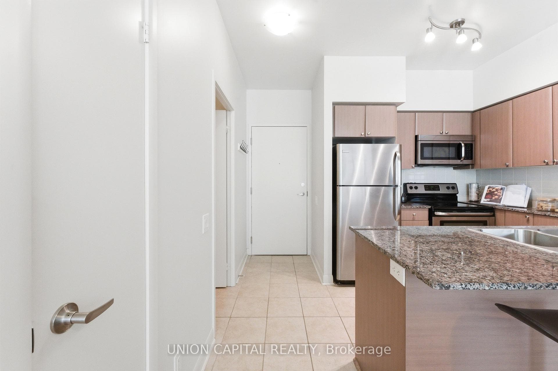 525 Wilson Avenue Unit 147 photo 10