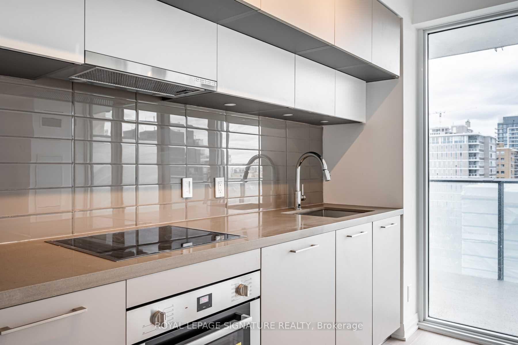99 Foxbar Road Unit 1005 photo 10