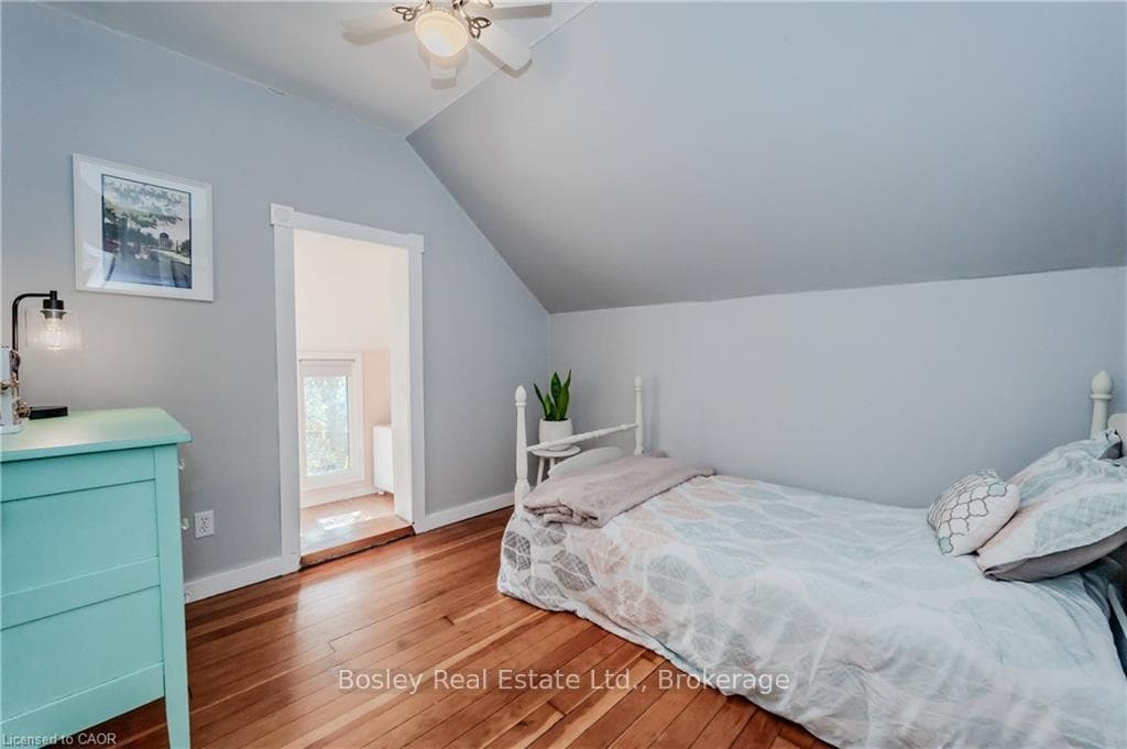 291 Guelph Street photo 16