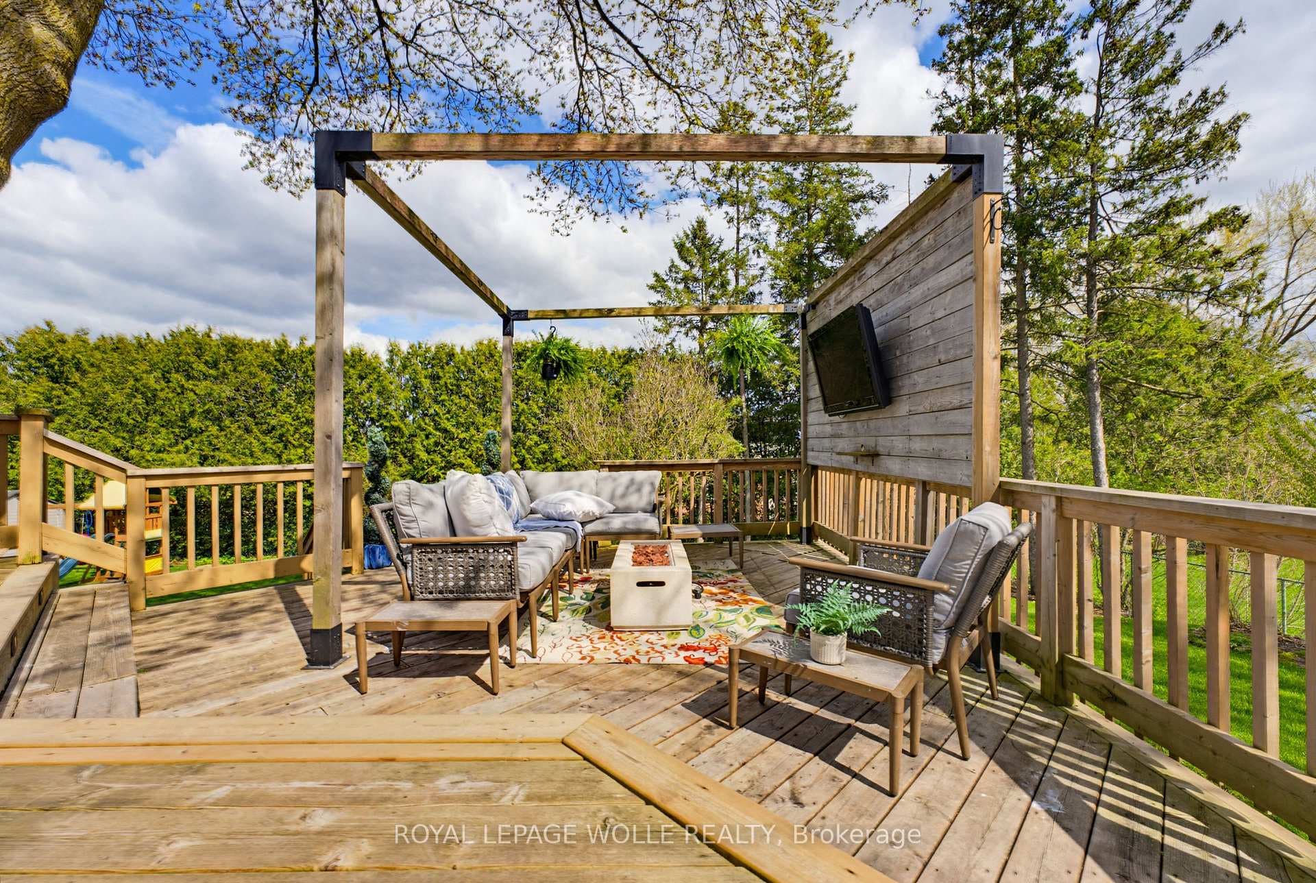 3623 Nafziger Road photo 44
