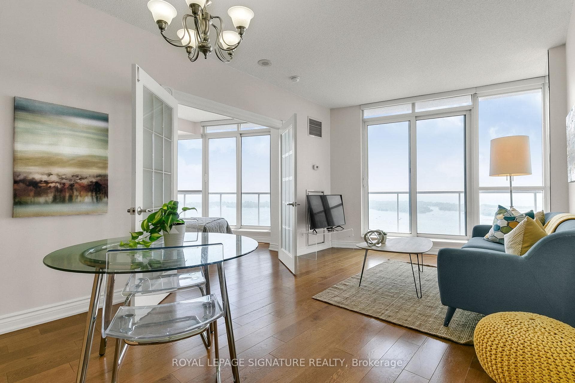 208 Queens Quay Unit 3107 photo 8