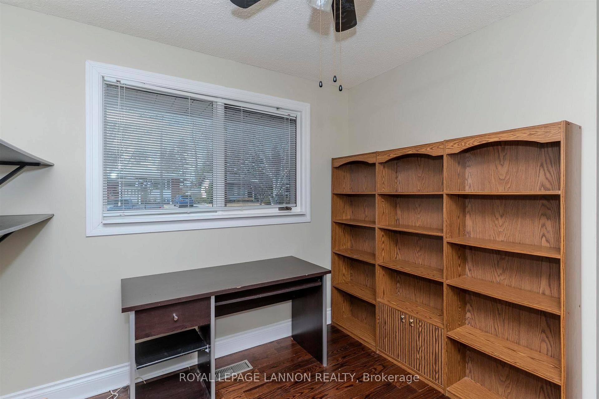 683 Thornloe Drive photo 22