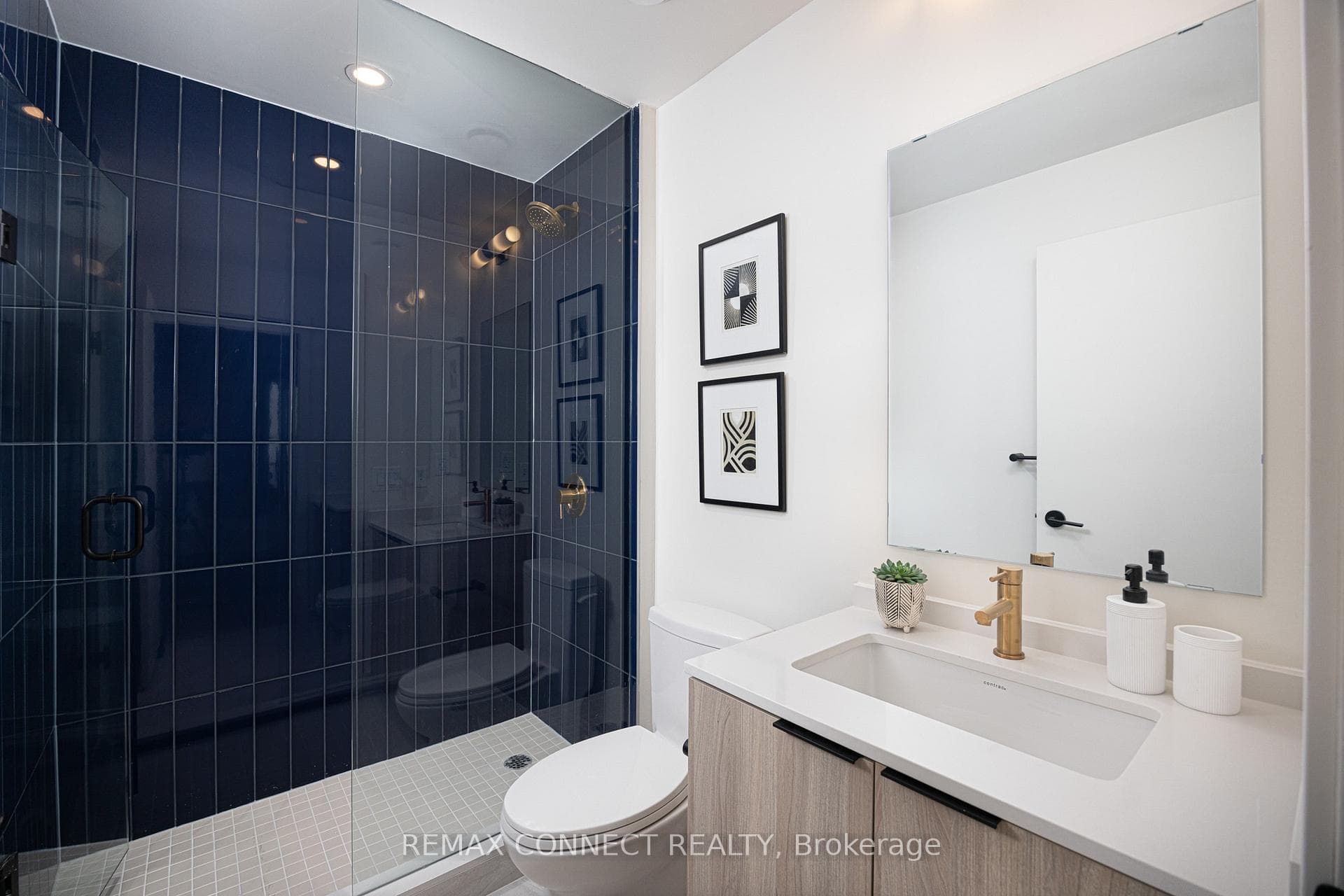 181 Sterling Road Unit 1605 photo 22