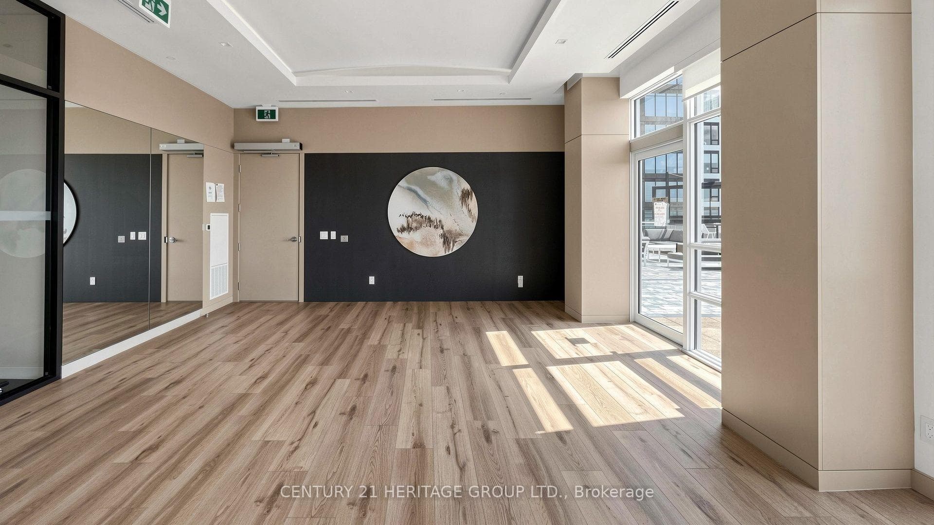 8888 Yonge Street Unit 718 photo 10
