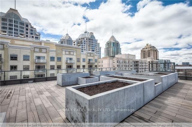 18 Rean Drive Unit 604 photo 12