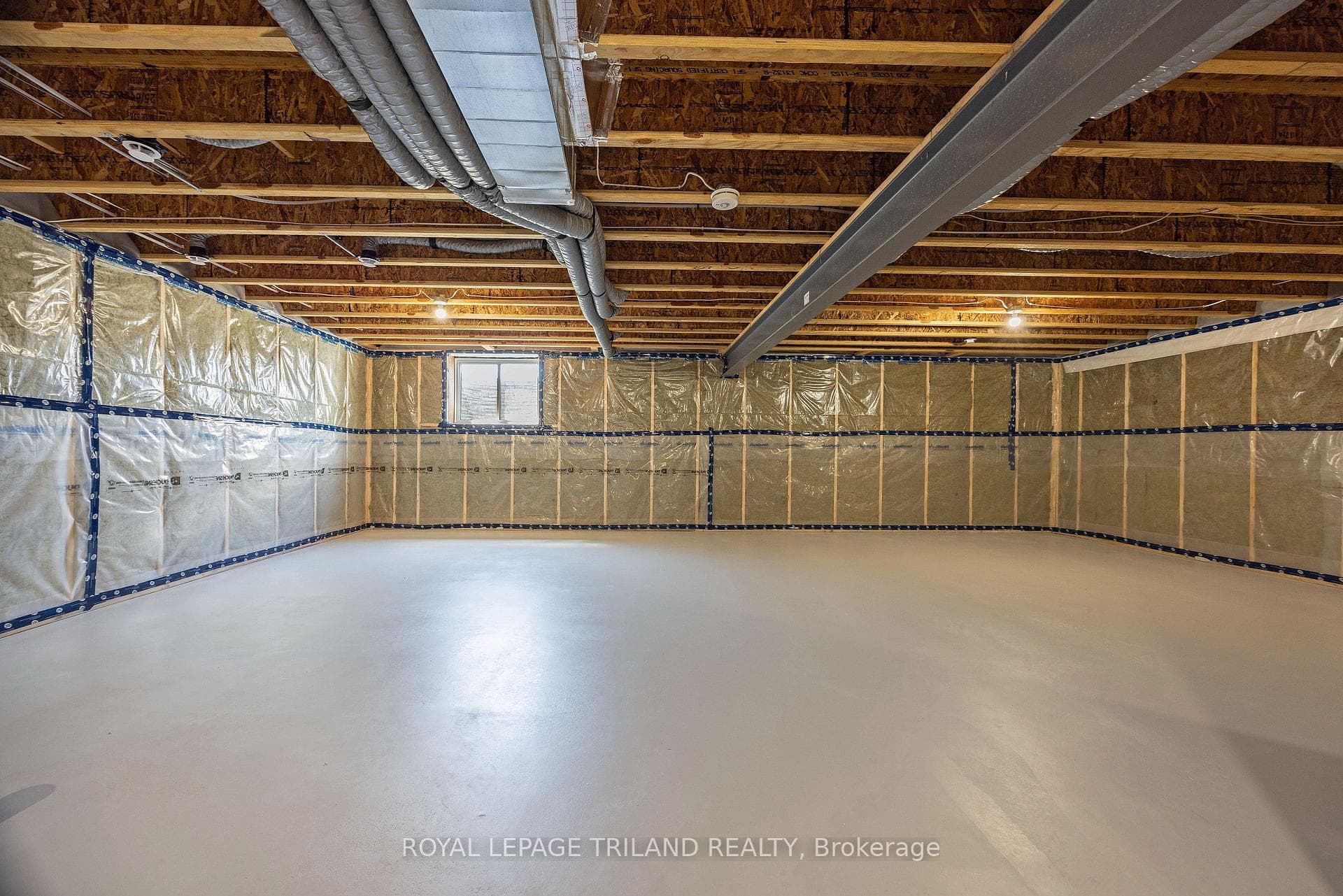 92 EMPIRE Parkway photo 24