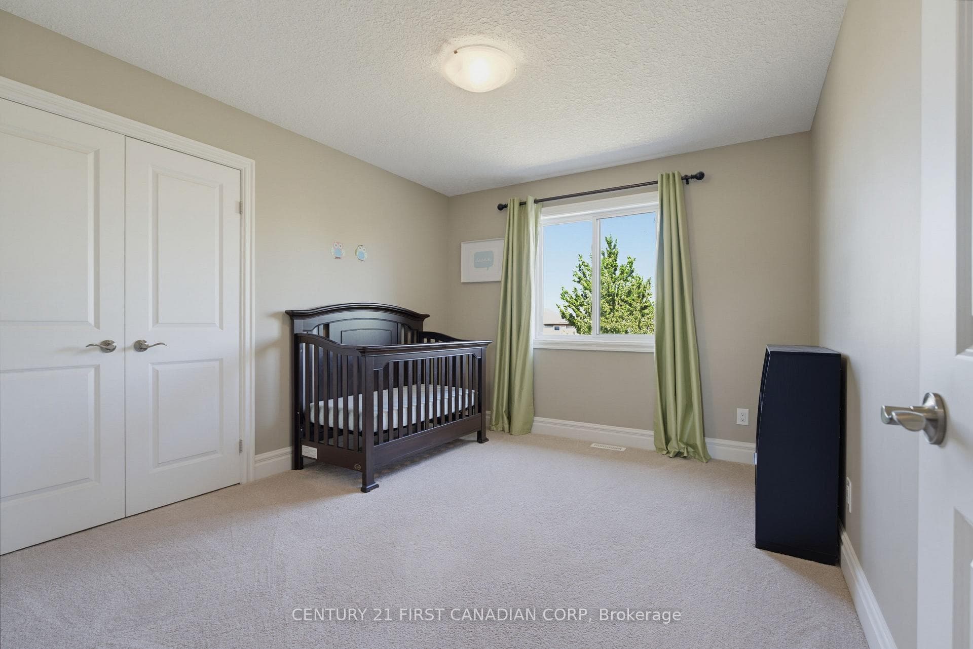 3429 Singleton Avenue photo 27