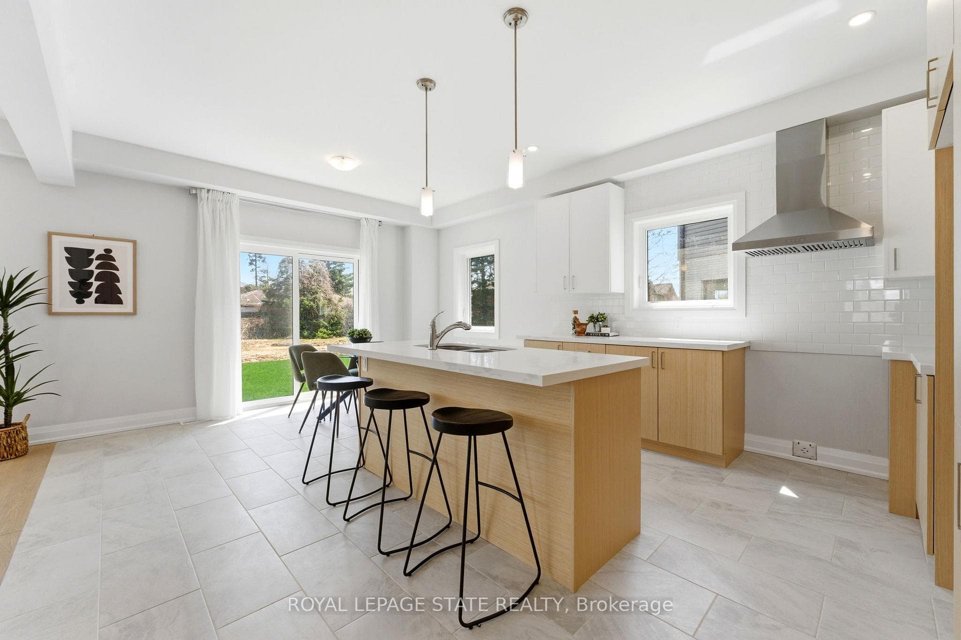 23 Woodvalley Court photo 7