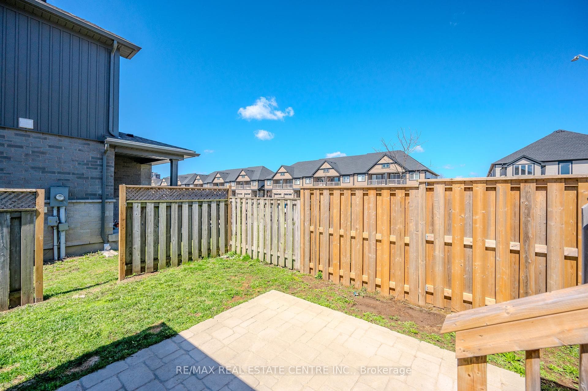 97 Nieson Street photo 34