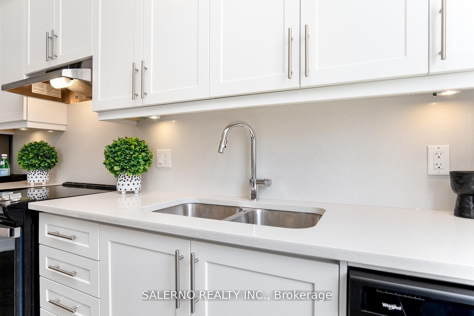 9570 Islington Avenue Unit U225 photo 9