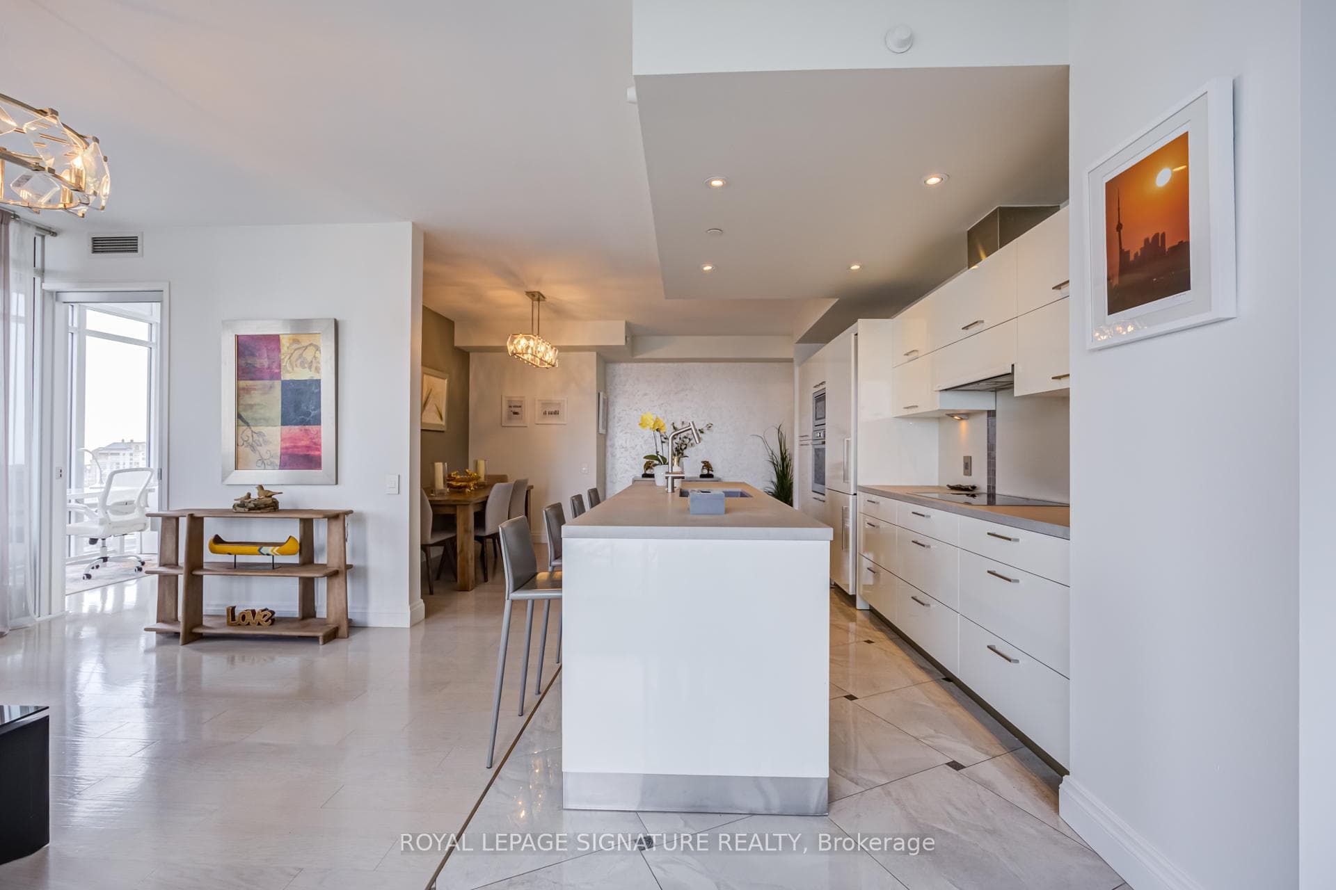 88 Park Lawn Road Unit 2808 photo 18
