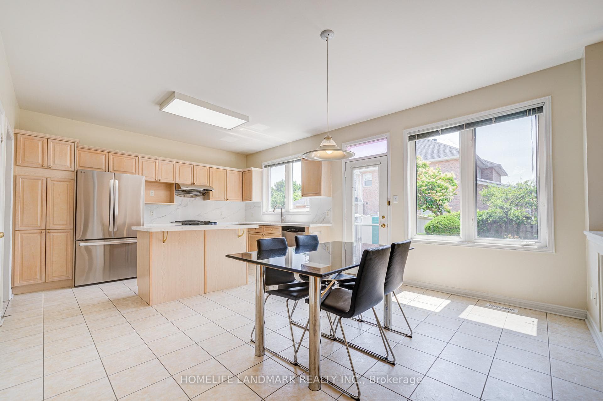 3 Burndenford Crescent photo 19