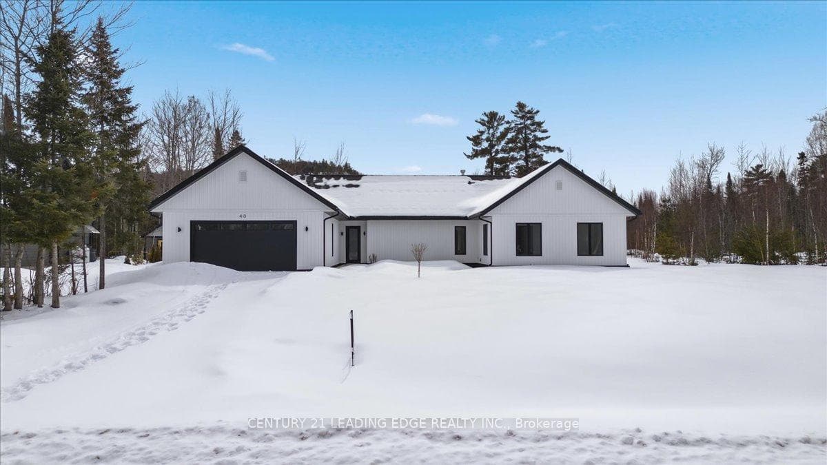 40 Bancroft Ridge Drive photo 1