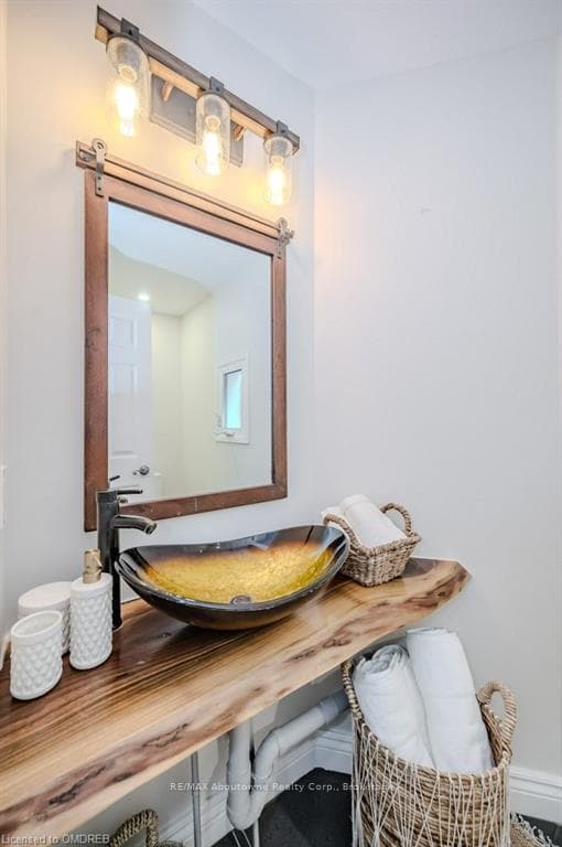 1274 BARBERRY N/A photo 13