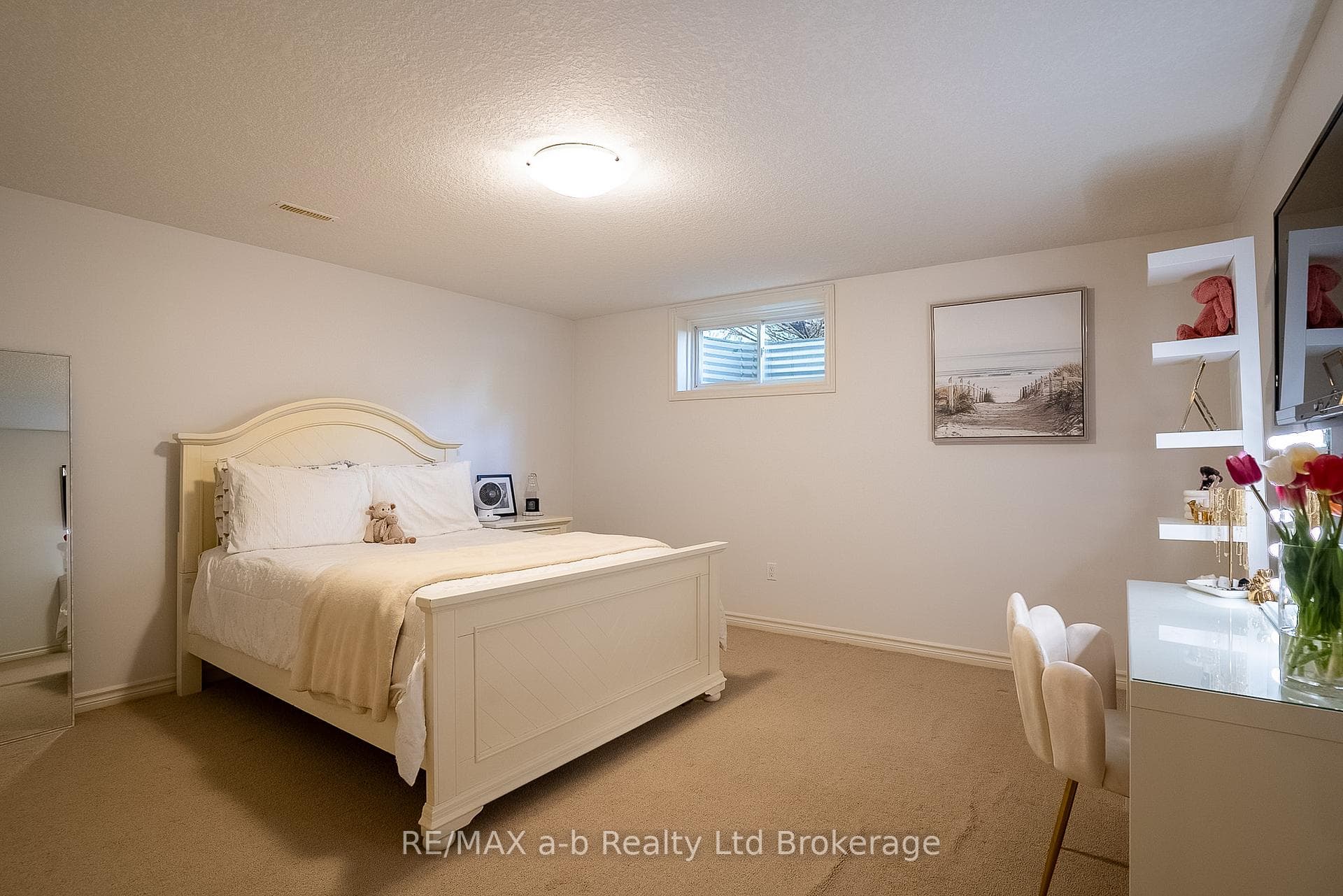 4 Otterview Drive photo 28